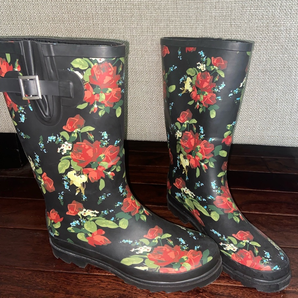 Black Floral Rainboots Magellan Outdoors Women’s 9 Waterproof garden